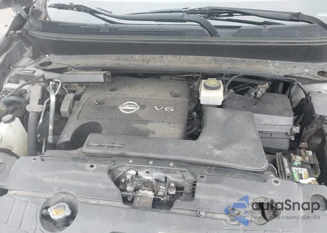 2013 Nissan Pathfinder S z USA, uszkodzony, nr VIN 5N1AR2MM7DC683575